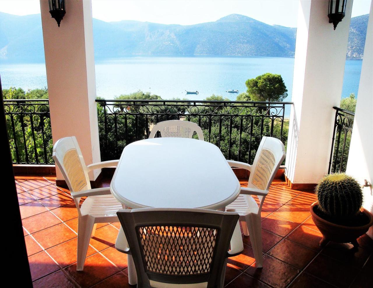Waterfront Mediterranean Villa Skroponeria Exteriér fotografie